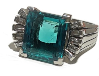 Emerald Vintage Ring