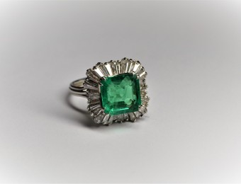 1970's  Emerald Cocktail Ring